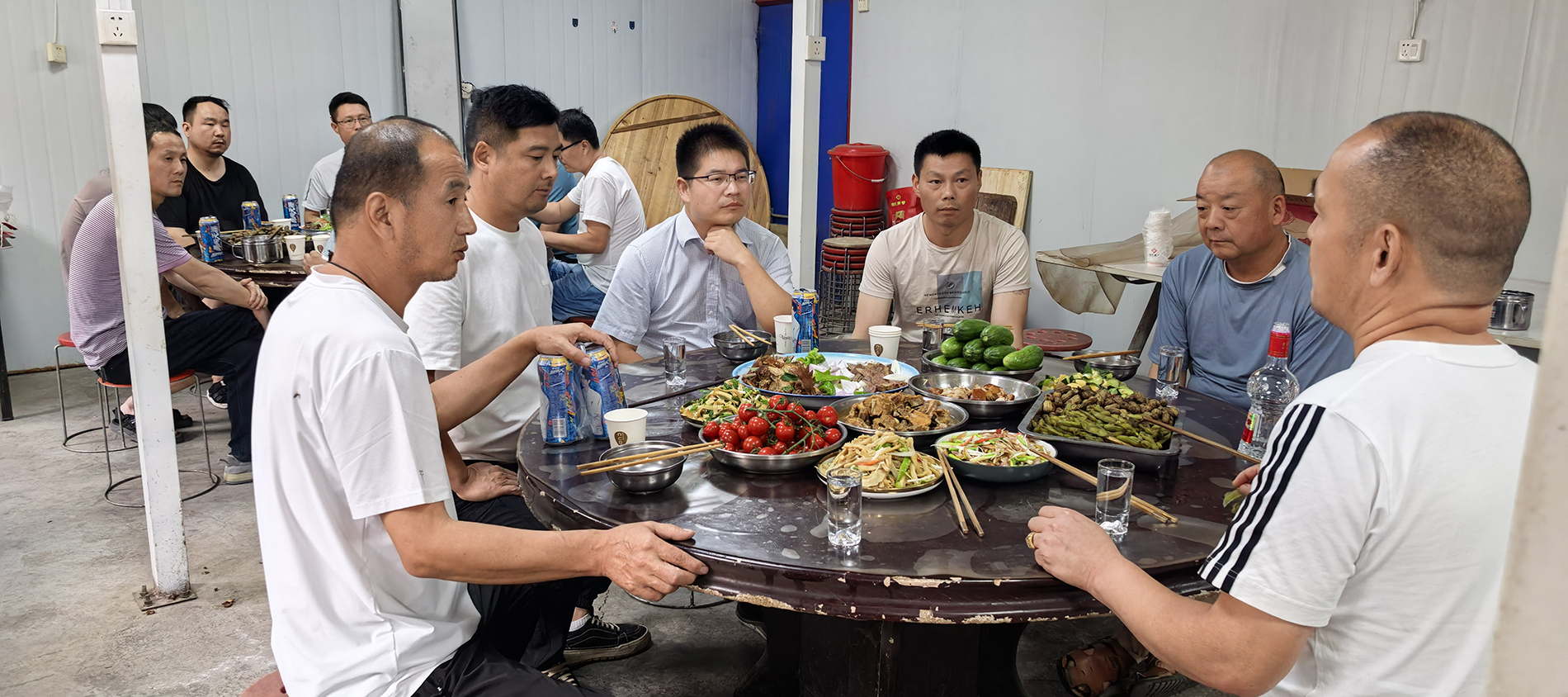 一個人的努力是加法，一群人的努力是乘法。